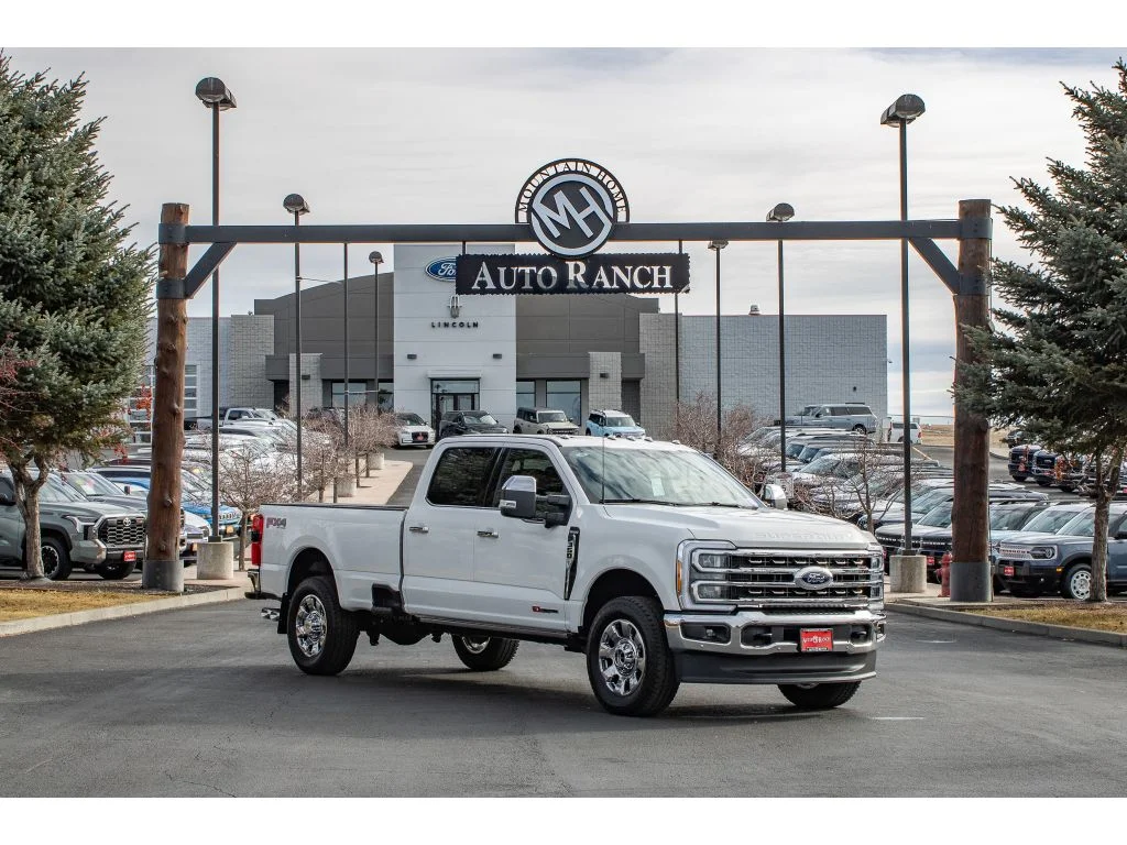 New 2026 Star White Metallic Tri-Coat Ford King Ranch image 1