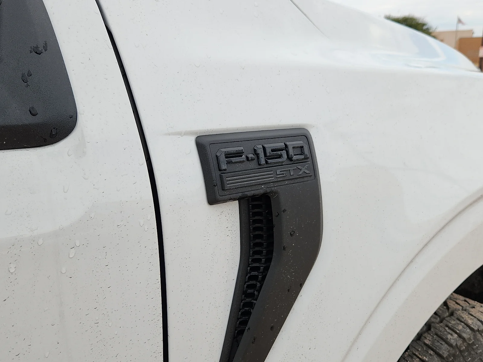 New 2026 Oxford White Ford STX image 10