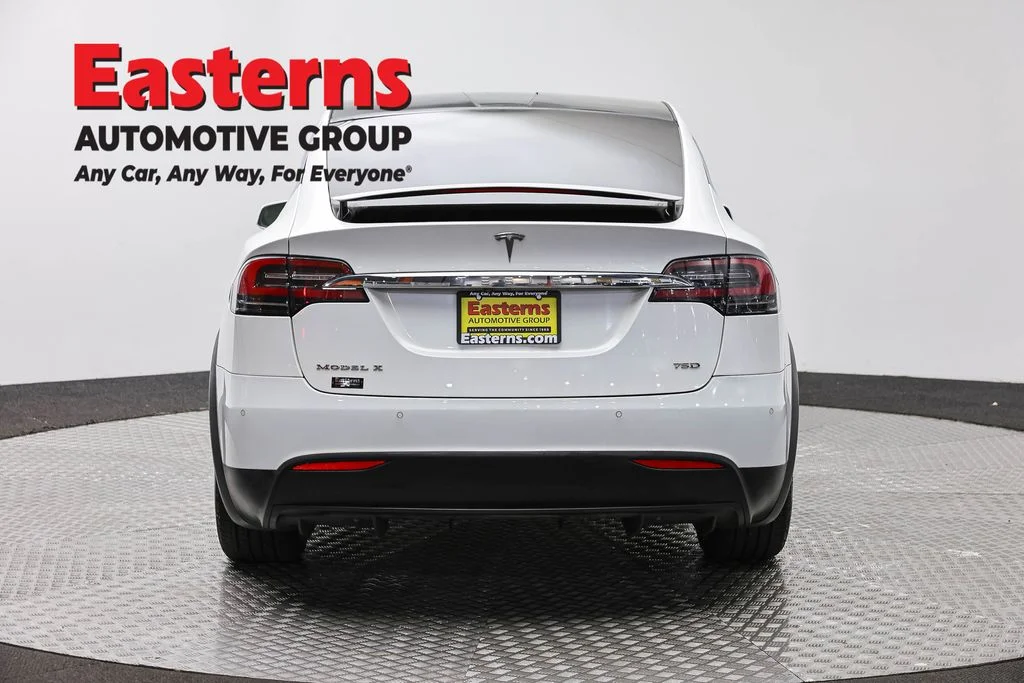 Used 2018 White Tesla 75D image 6