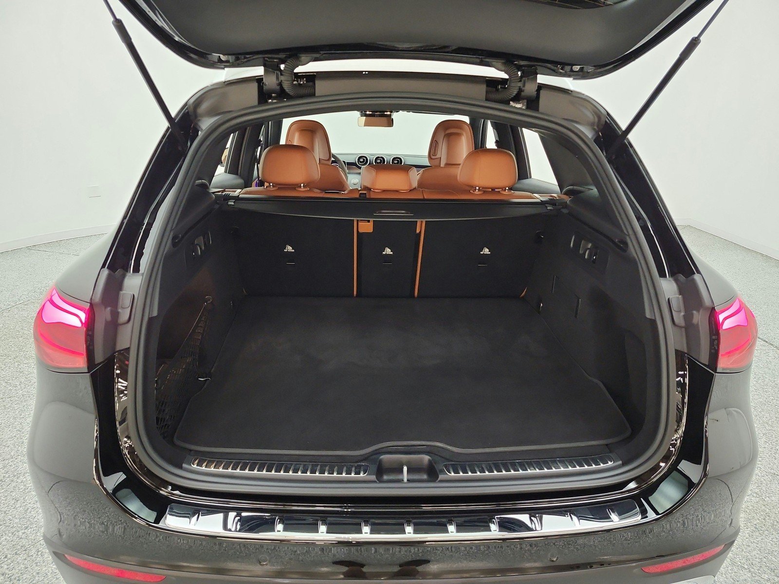 Certified Used 2026 Black Mercedes-Benz GLC 300 SUV image 20