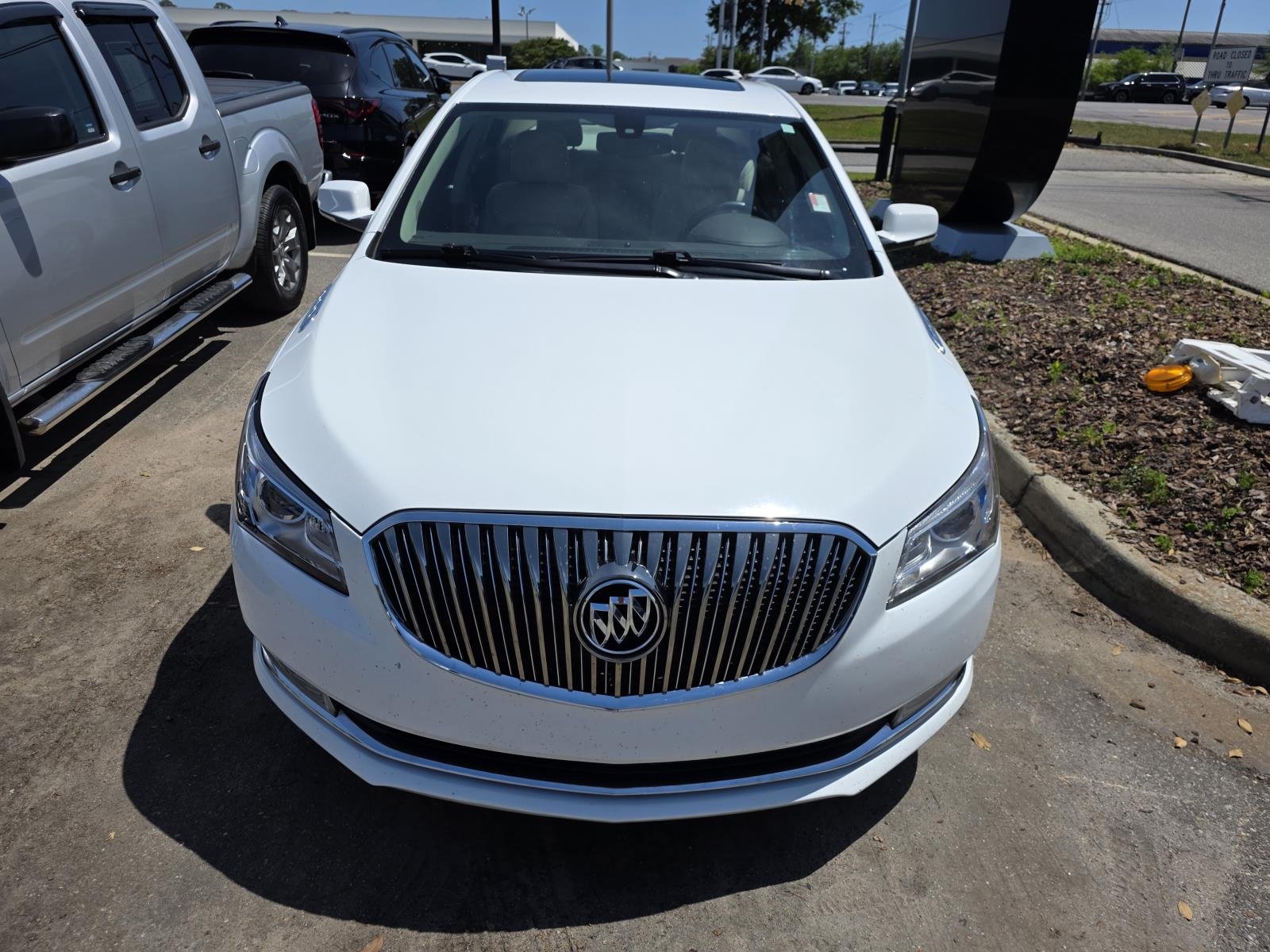Used 2016 Buick LaCrosse Leather with VIN 1G4GB5G36GF176401 for sale in Mobile, AL