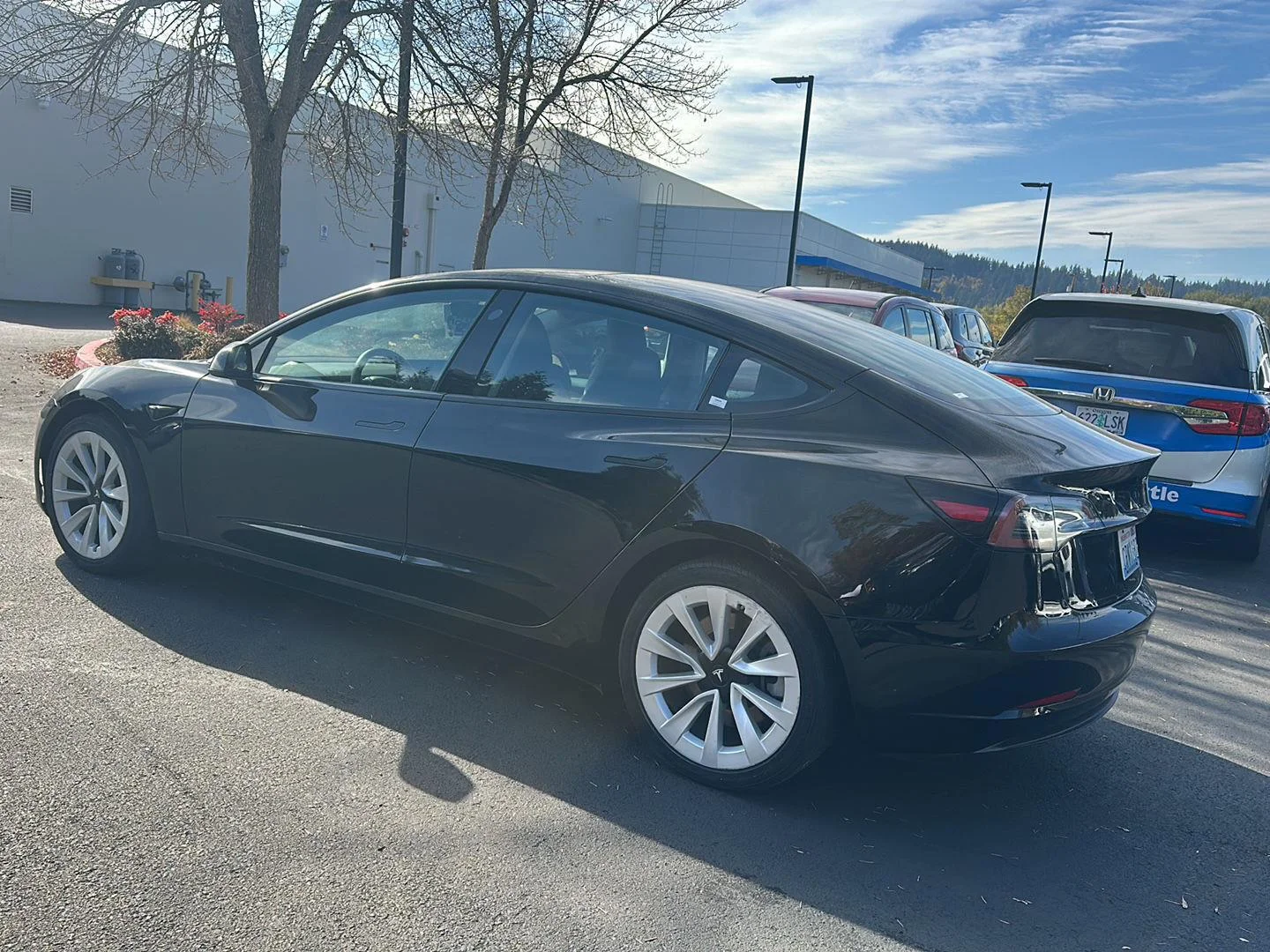 Used 2021 Solid Black Tesla Long Range image 3