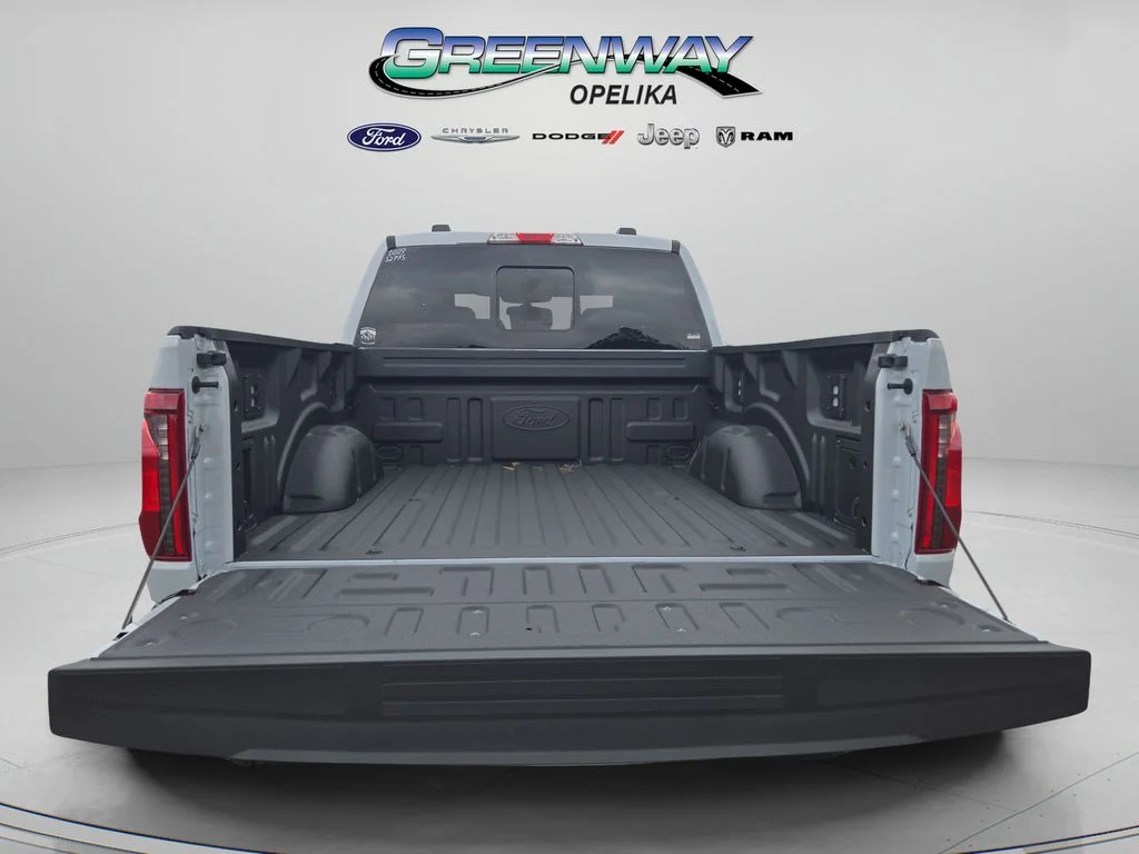 New 2025 Space White Metallic Ford XLT image 65