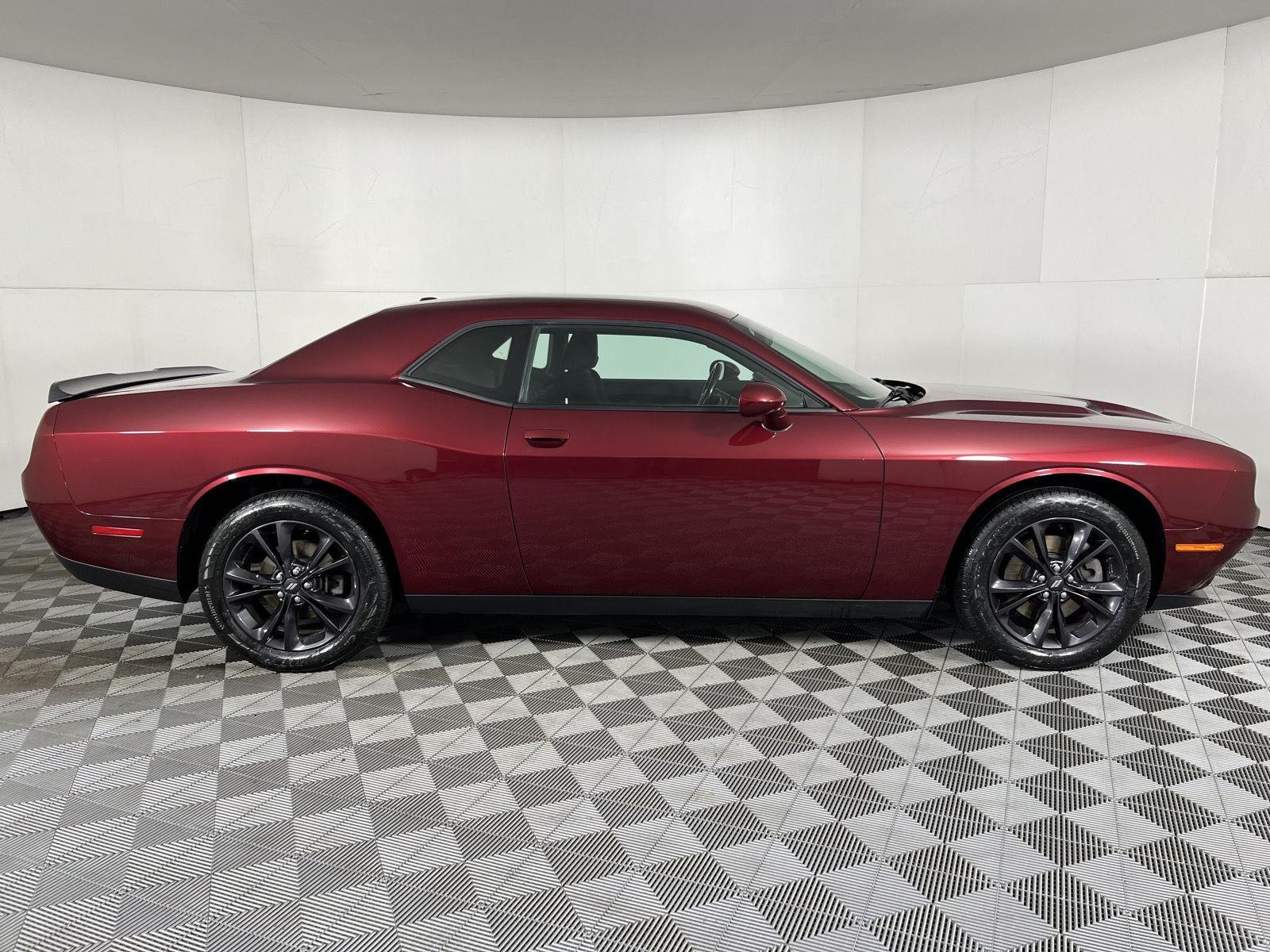 Used 2020 Rd Dodge SXT image 38
