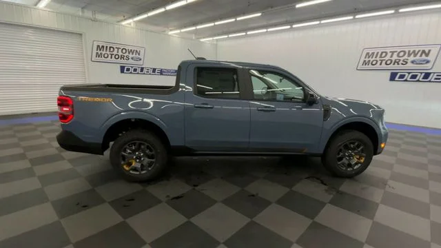 New 2026 Azure Gray Metallic Tri-Coat Ford Tremor® image 9