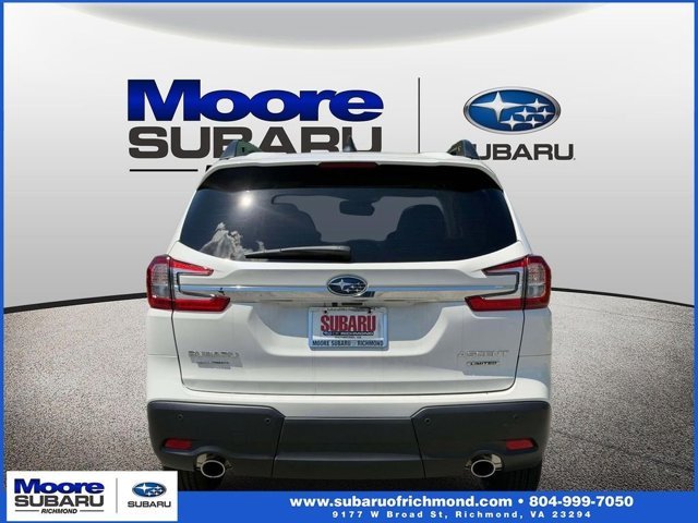 New 2026 CRYSTAL WHITE PEARL Subaru Limited 7-Passenger image 3