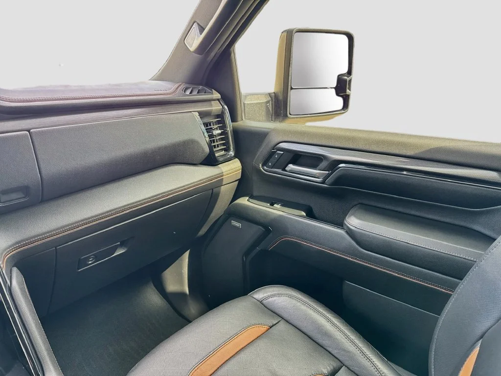 Used 2024 Black GMC AT4 image 28