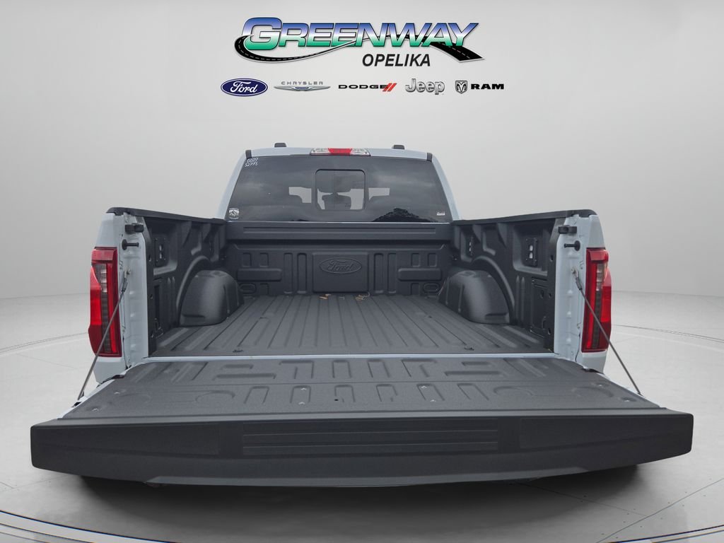 New 2025 White Ford XLT image 30