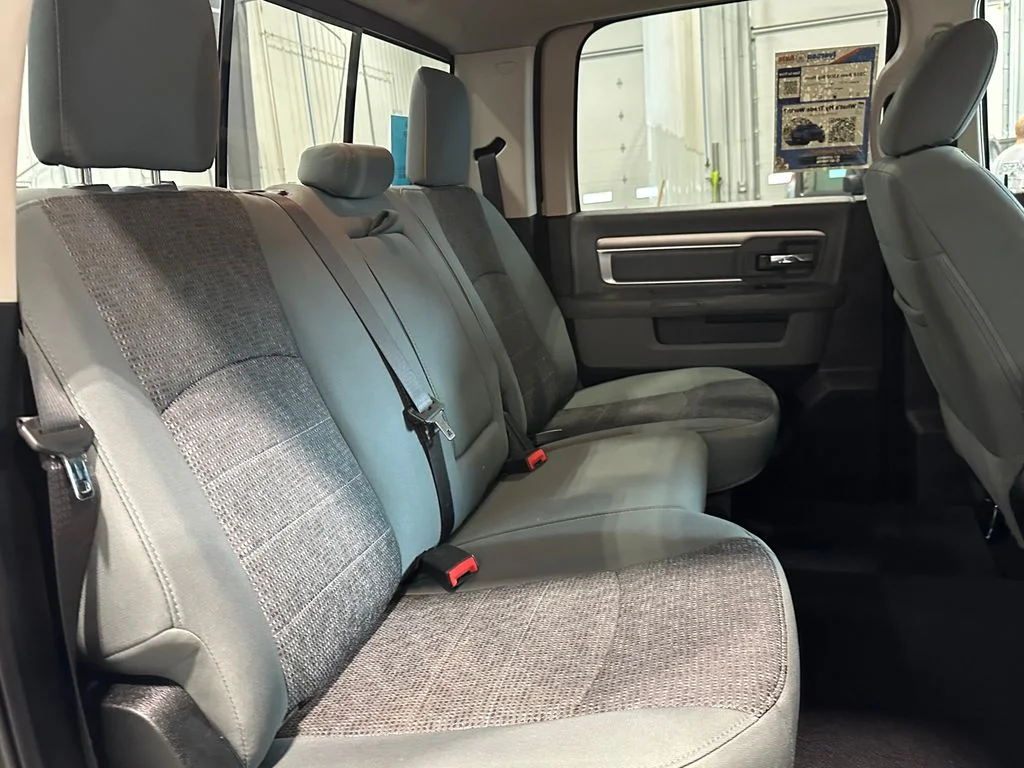 Used 2018 Gray Ram Big Horn image 31