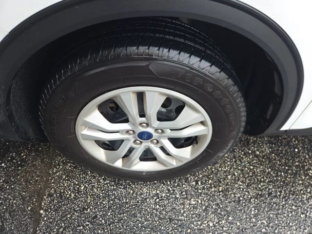 Used 2022 White Ford S image 10