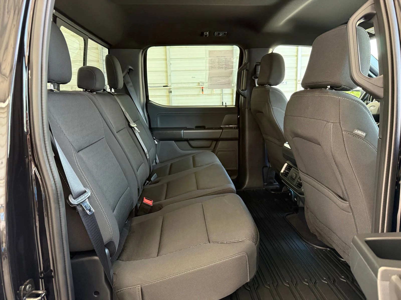 Used 2024 Black Ford XLT image 18