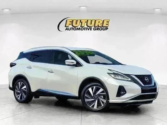 2023 Nissan Murano SL FWD's photo
