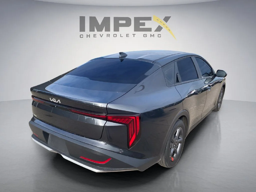 Used 2025 Gray Kia LXS image 5