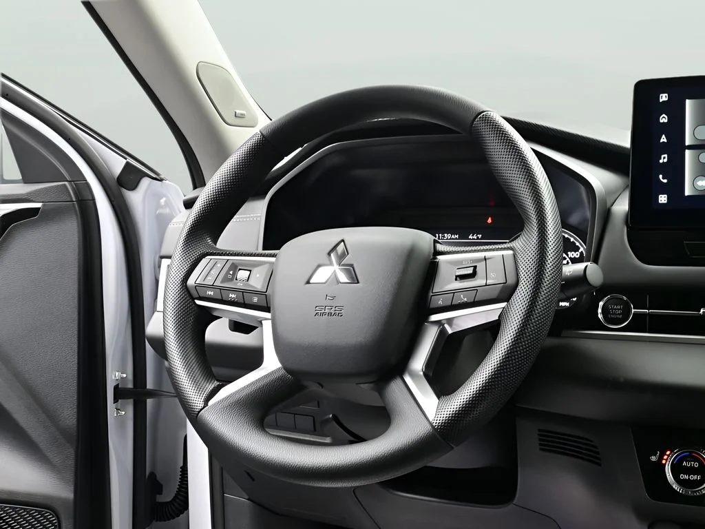 New 2026 White Diamond Mitsubishi ES image 11