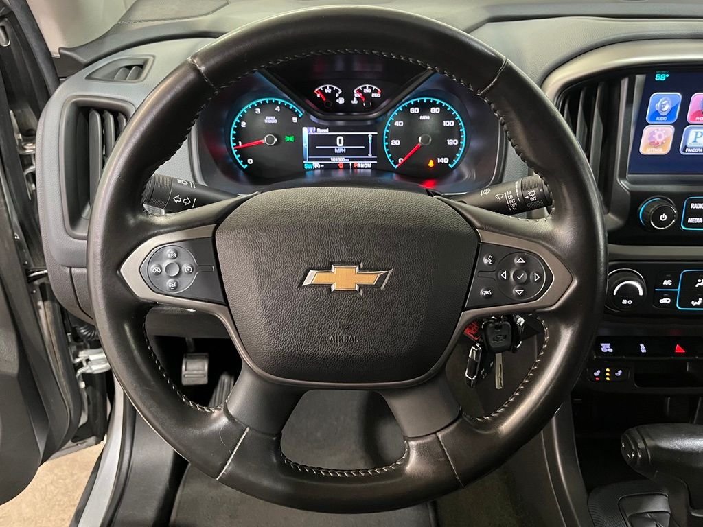 Used 2016 Silver Ice Metallic Chevrolet Z71 image 18