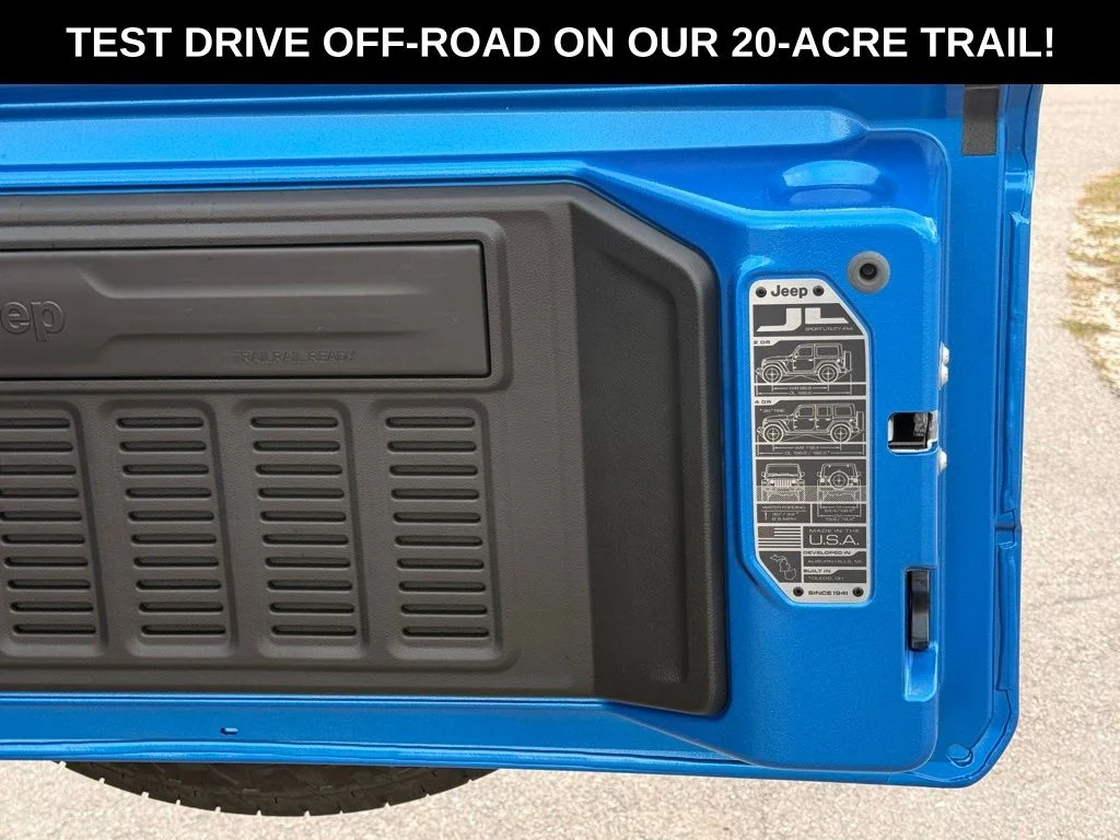 New 2026 Hydro Blue Pearl-Coat Exterior Paint Jeep Sport image 36