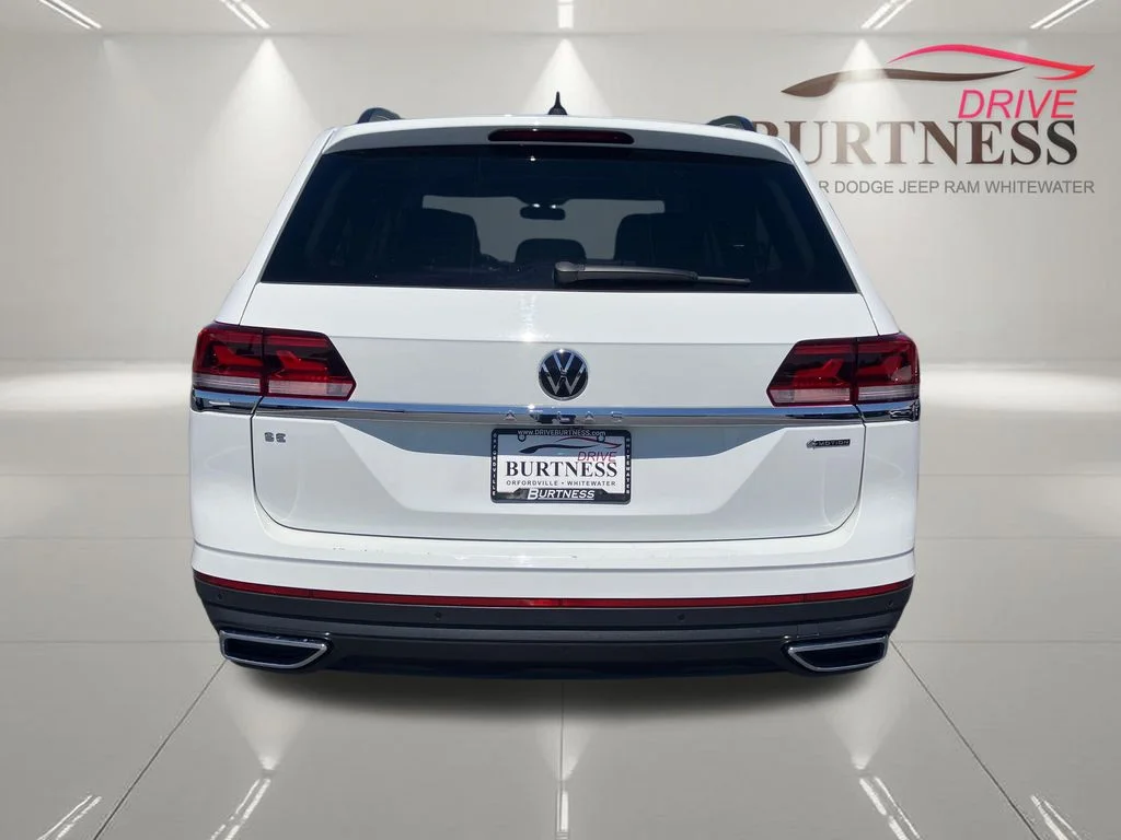 Used 2023 White Volkswagen 2.0T SE w/Technology image 13
