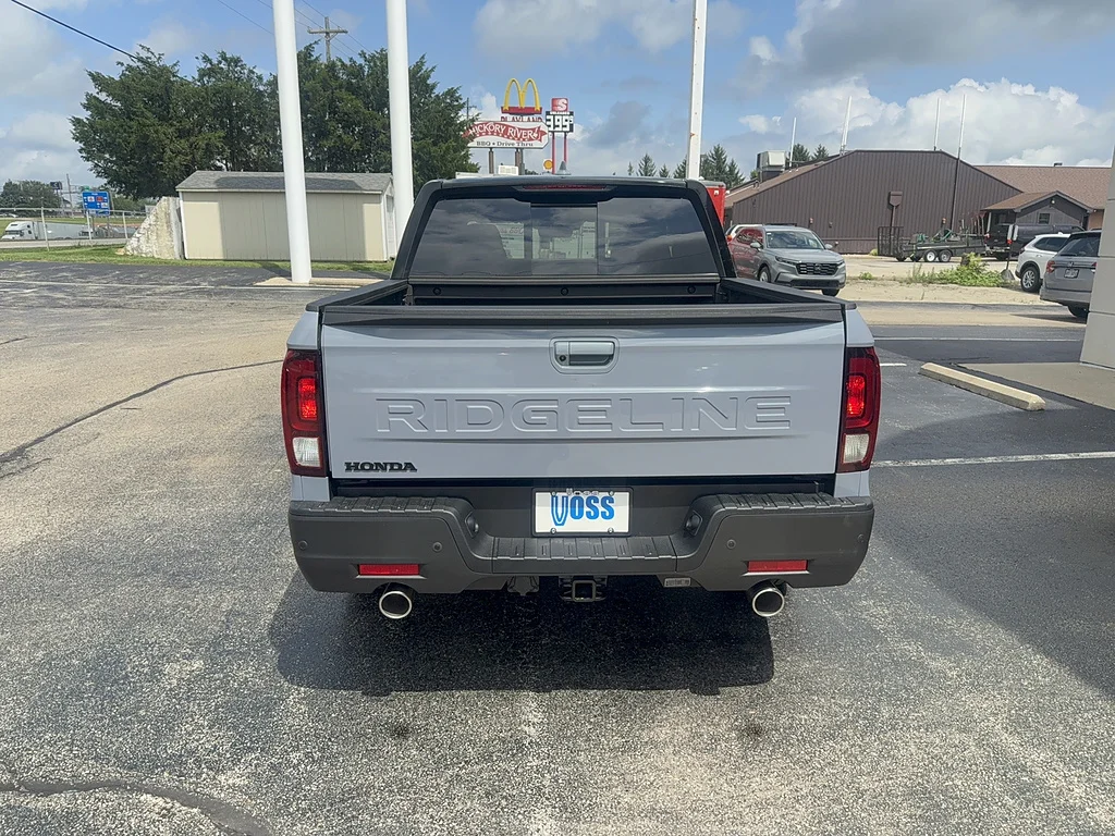 New 2026 Sonic Gray Pearl Honda Black Edition image 6
