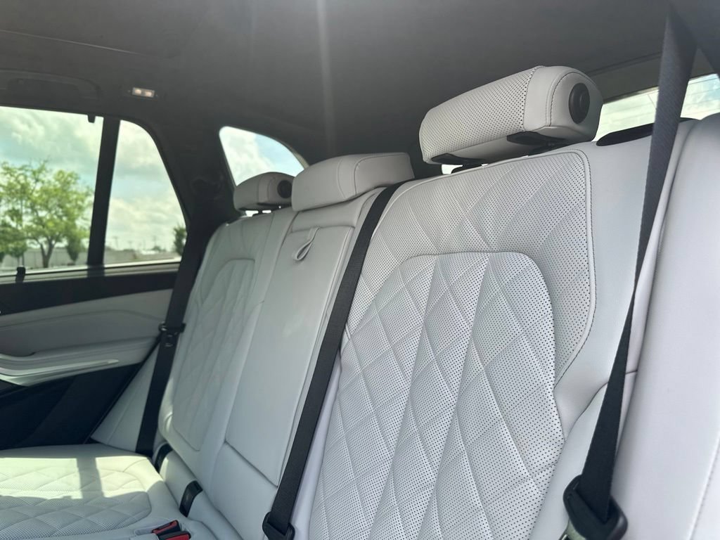 2026 BMW X5 40i - Photo 21