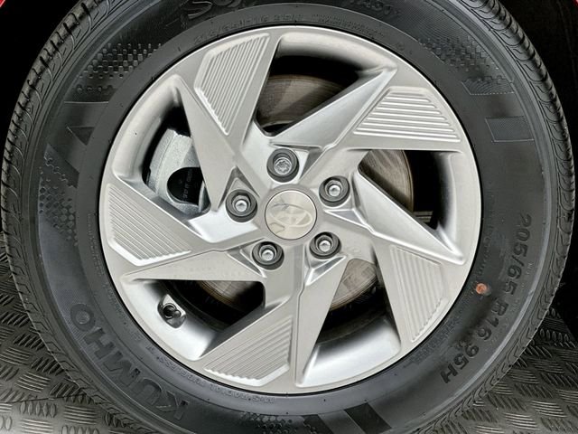2025 Hyundai Sonata SE - Photo 10