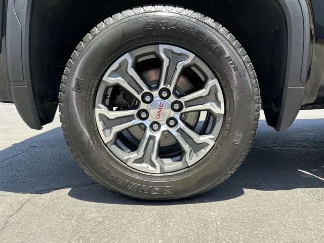 Used 2020 Gray GMC SLT image 25