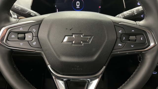 Used 2025 Mosaic Black Metallic Chevrolet ACTIV image 16