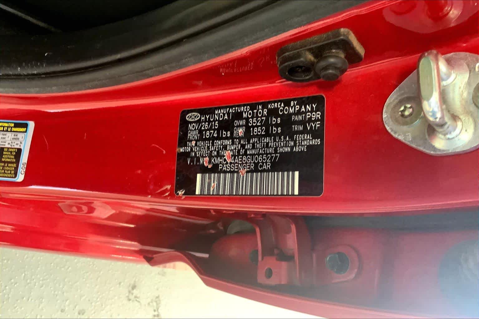 Used 2016 Boston Red Metallic Hyundai SE image 31