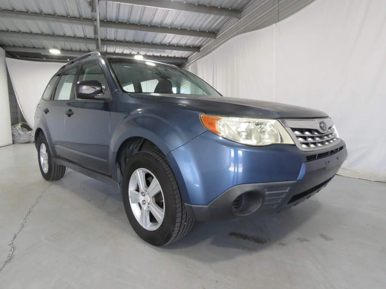 Used 2011 Marine Blue Pearl Subaru 2.5X image 3