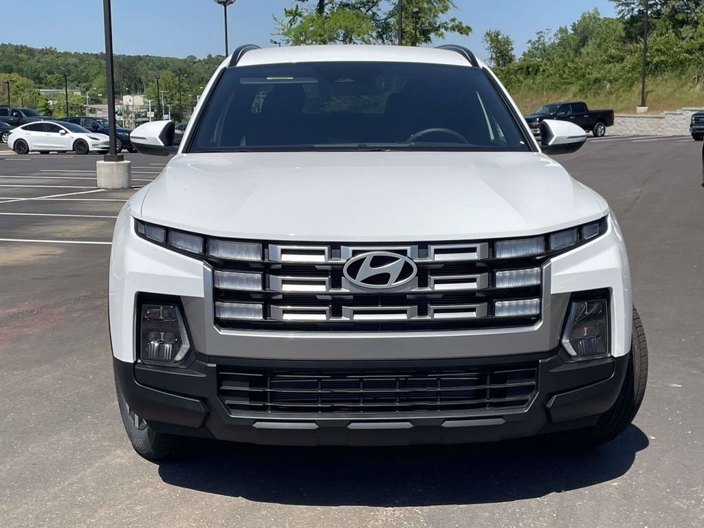 New 2026 White Hyundai SEL FWD image 8
