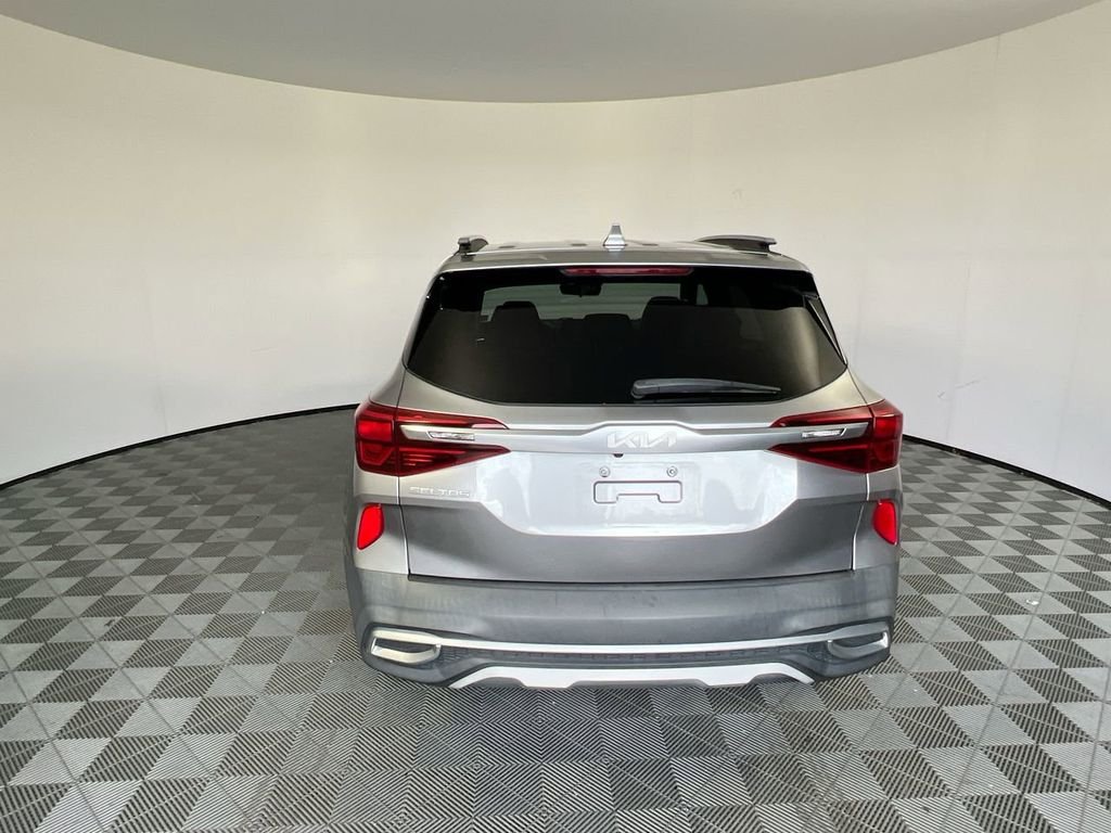Used 2022 Gray Kia S image 4