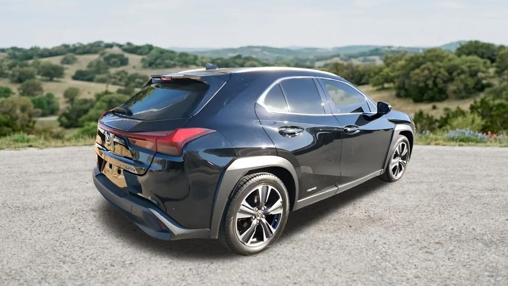 Used 2021 Black Lexus 250h Base image 10