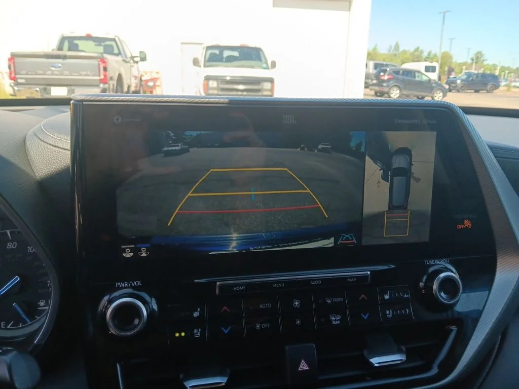 Used 2020 Blueprint Toyota Platinum image 23