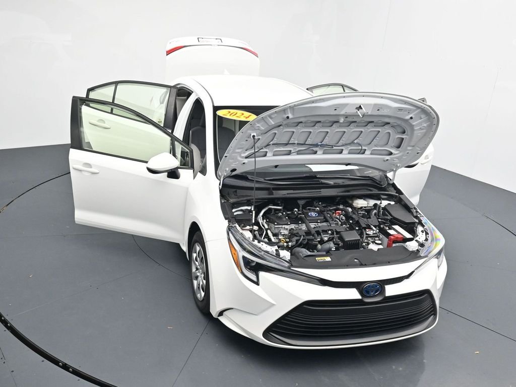 Used 2024 White Toyota LE image 43