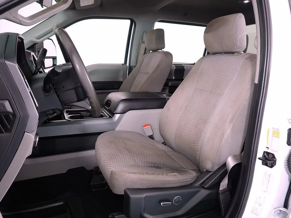 Used 2019 White Ford XLT image 12