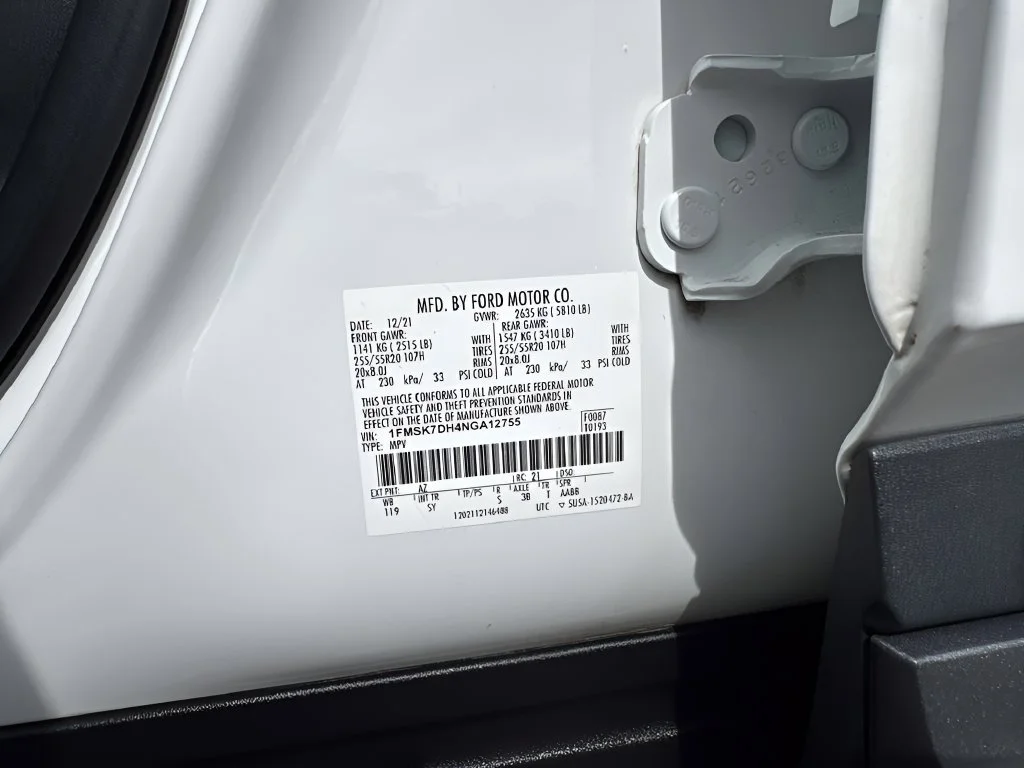 Used 2022 White Ford XLT image 28