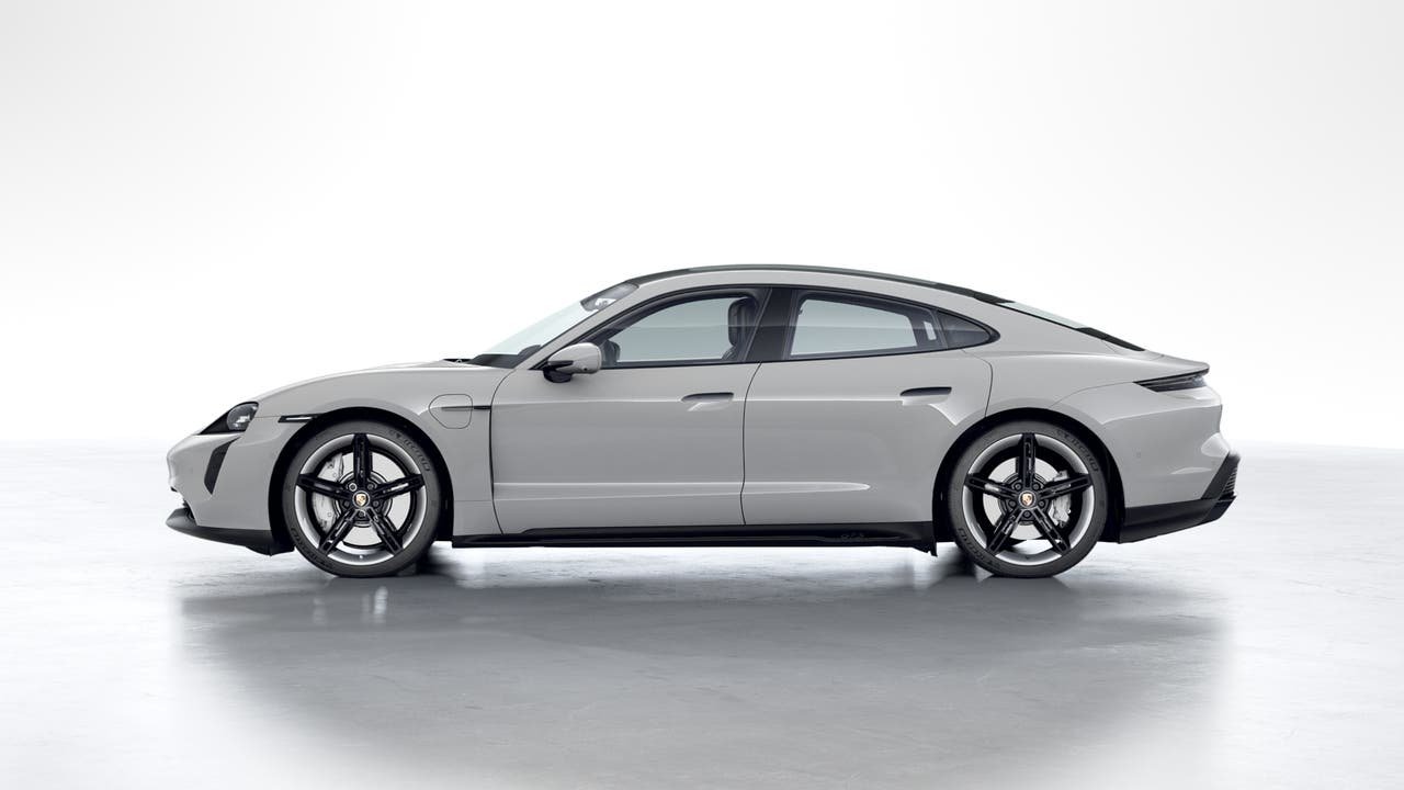 Certified Used 2023 Chalk Porsche GTS image 2