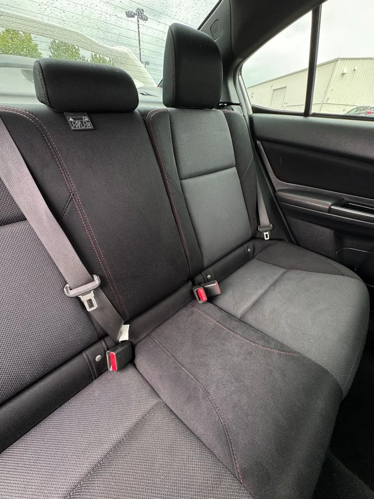 Used 2017 Crystal White Pearl Subaru Base image 29