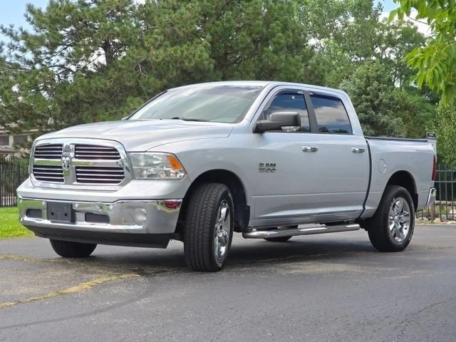 Used 2017 Bright Silver Clearcoat Metallic Ram Big Horn image 28