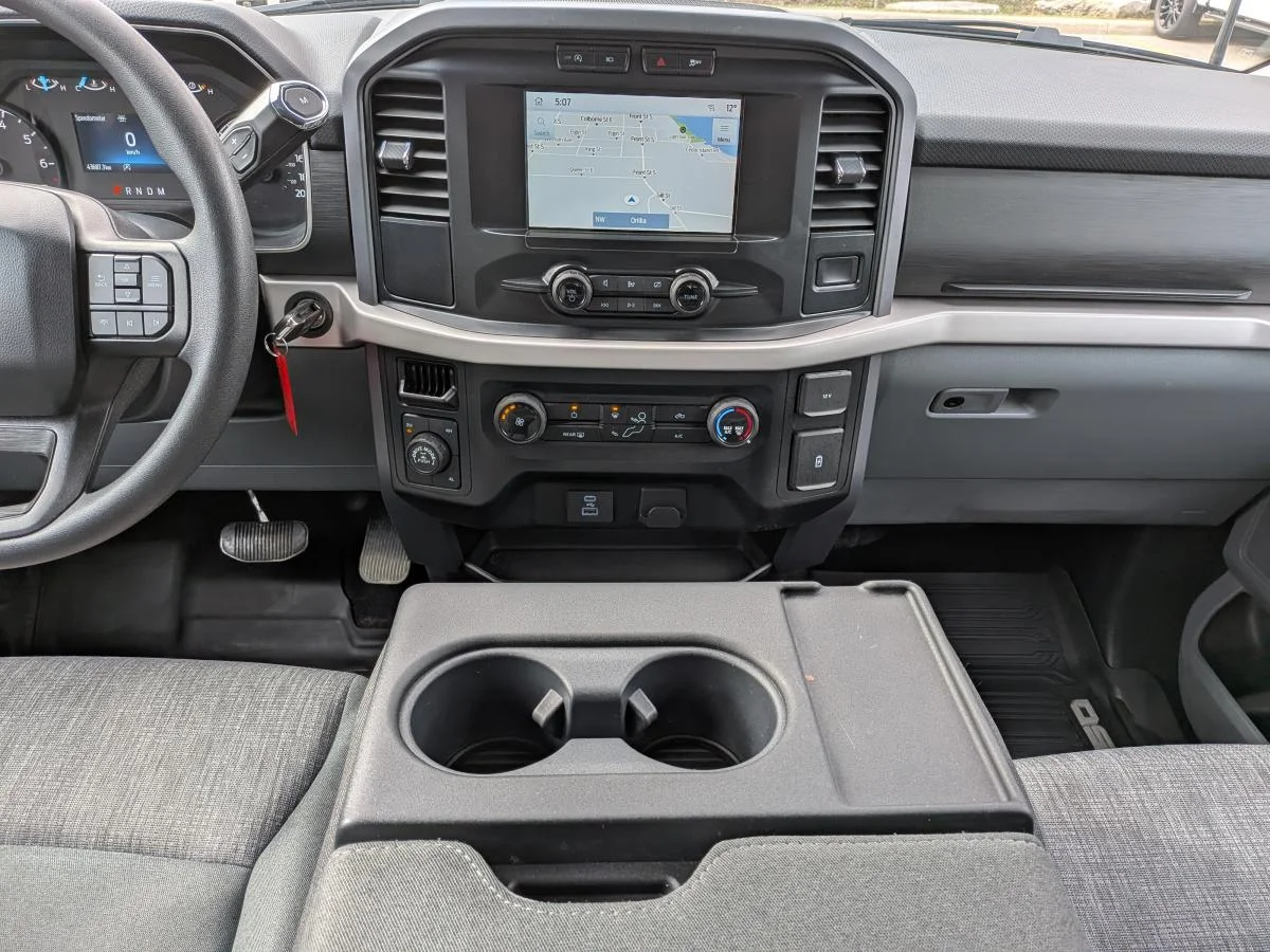 Used 2023 White Ford XLT image 17
