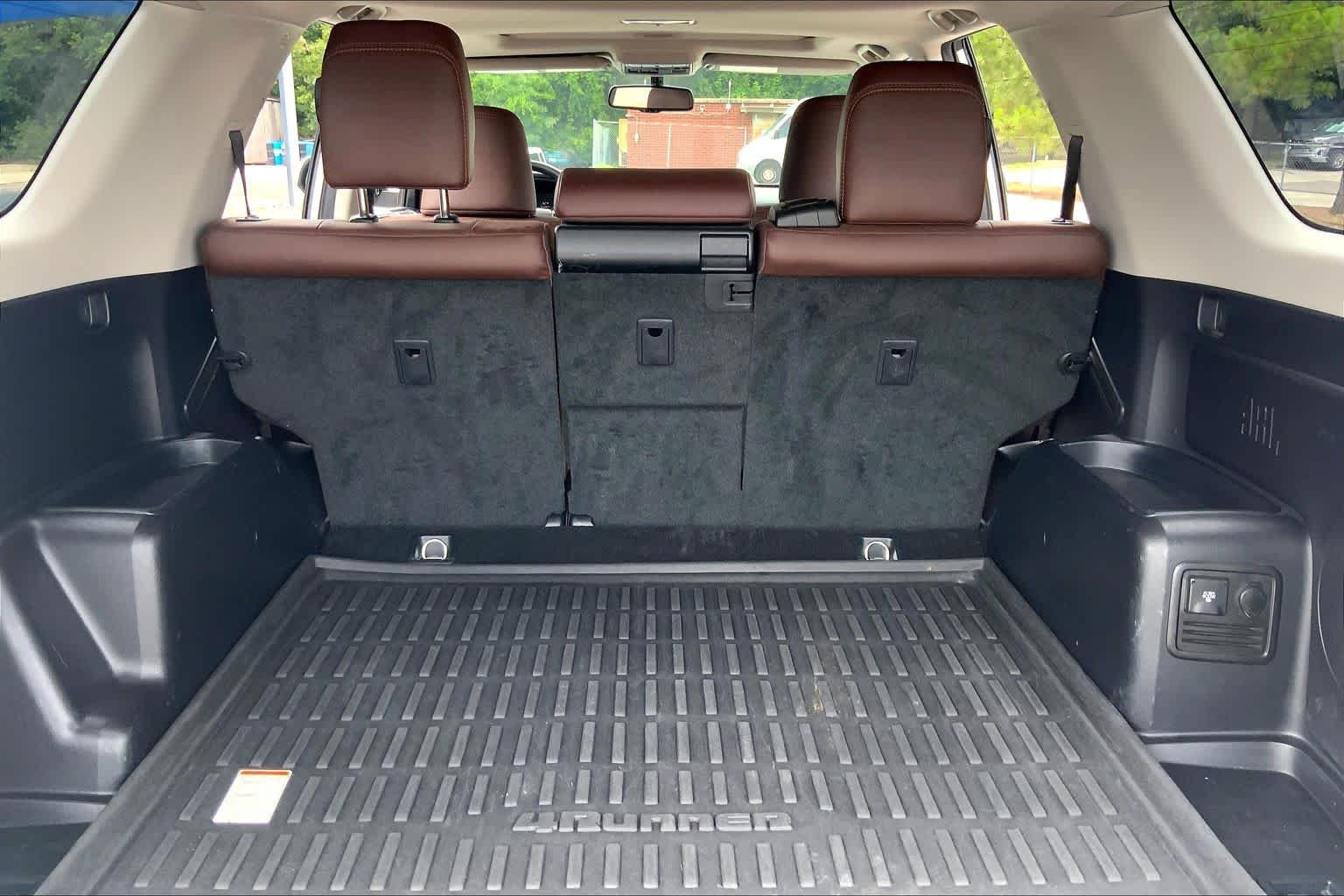Used 2018 Blizzard Pearl Toyota Limited image 34