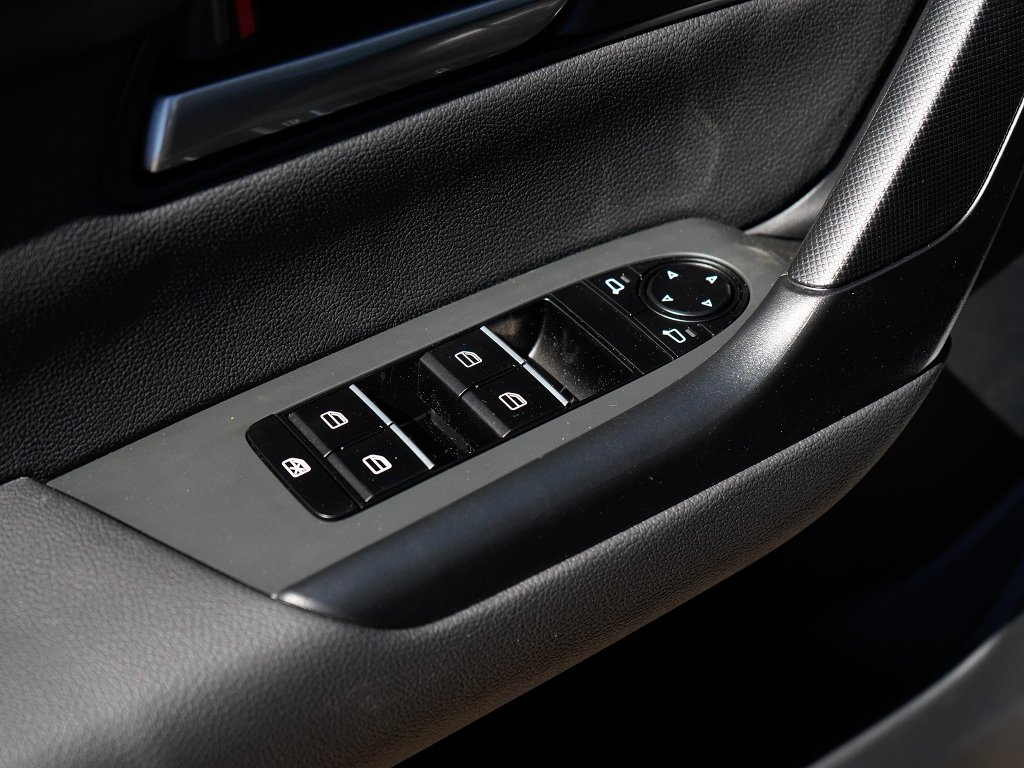 New 2026 Wind Chill Pearl Mazda Premium image 17