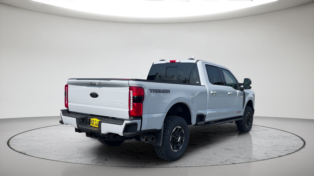 New 2026 Avalanche Ford F-350® XLT image 7