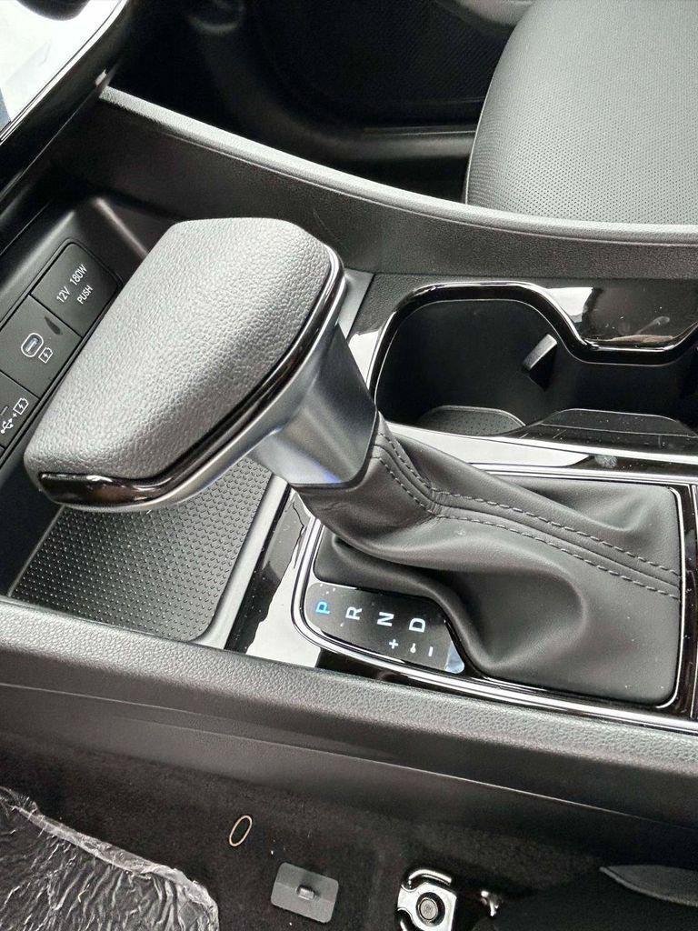 New 2026 White Hyundai SEL Plus FWD image 72