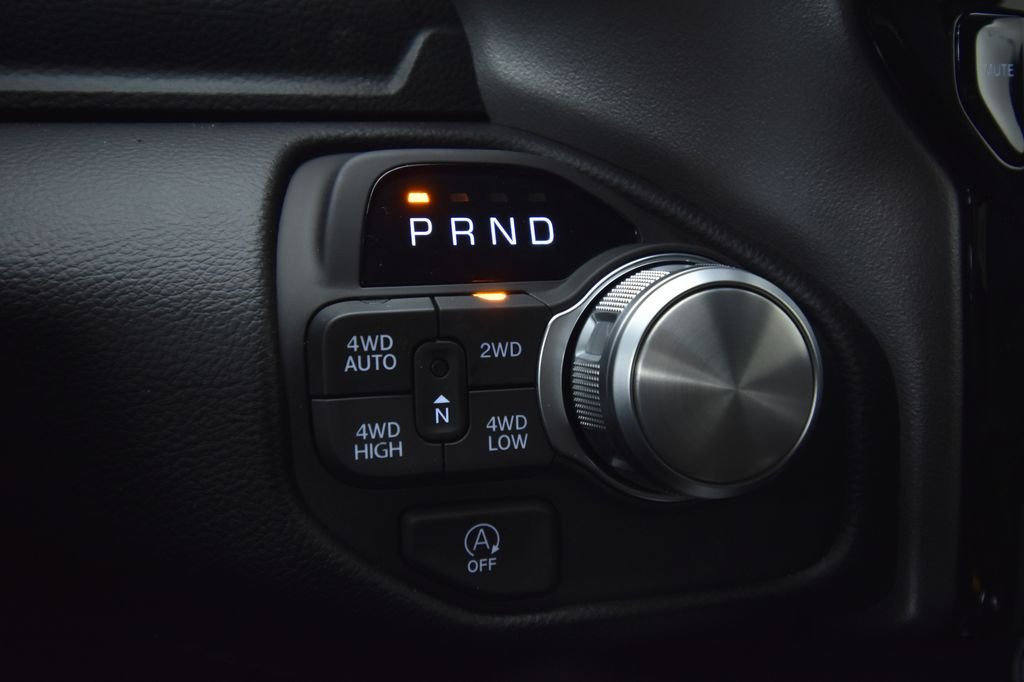 New 2026 Bright White Clear-Coat Exterior Paint RAM Laramie image 24