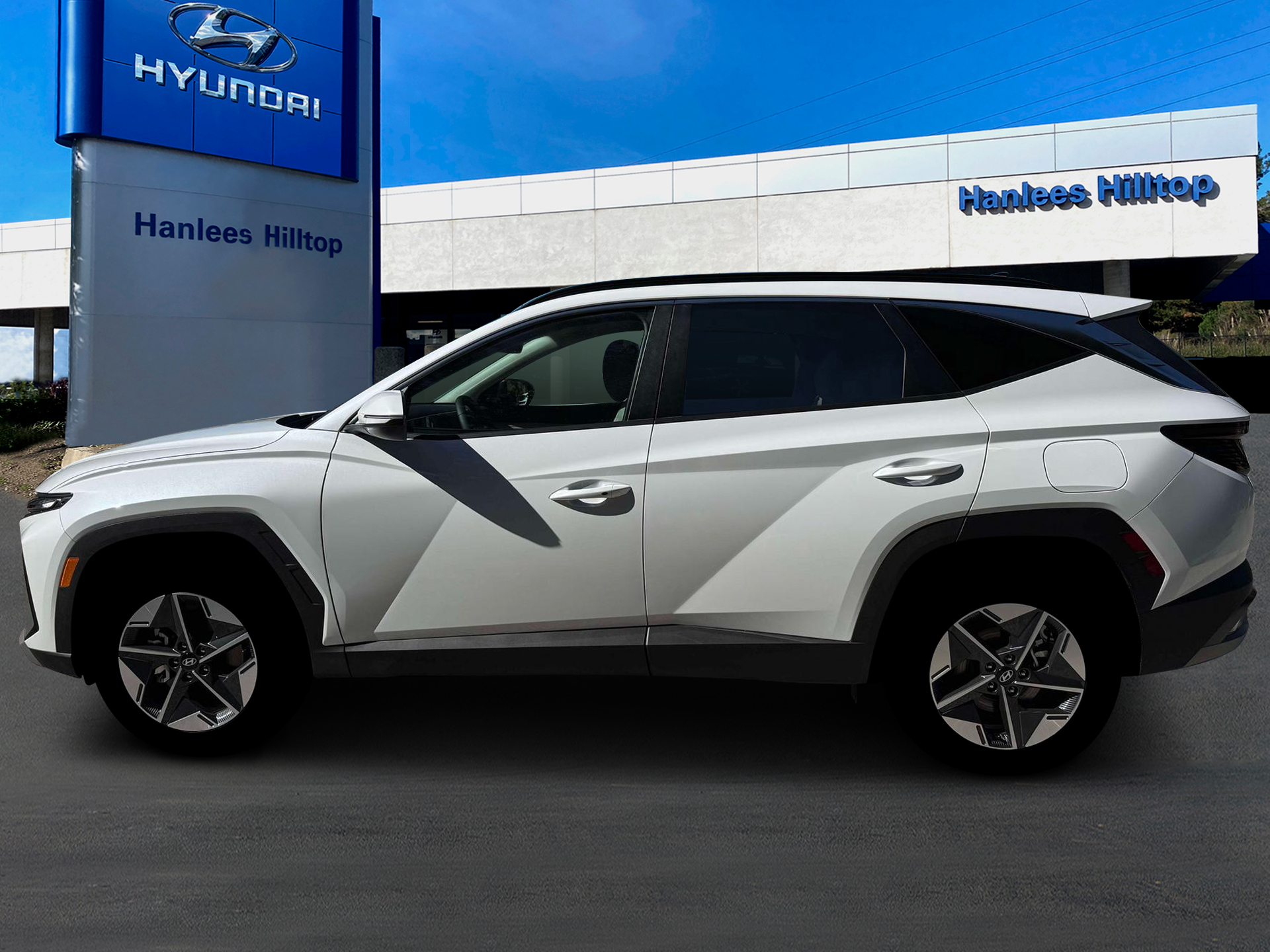 New 2026 White Hyundai SEL Convenience image 3