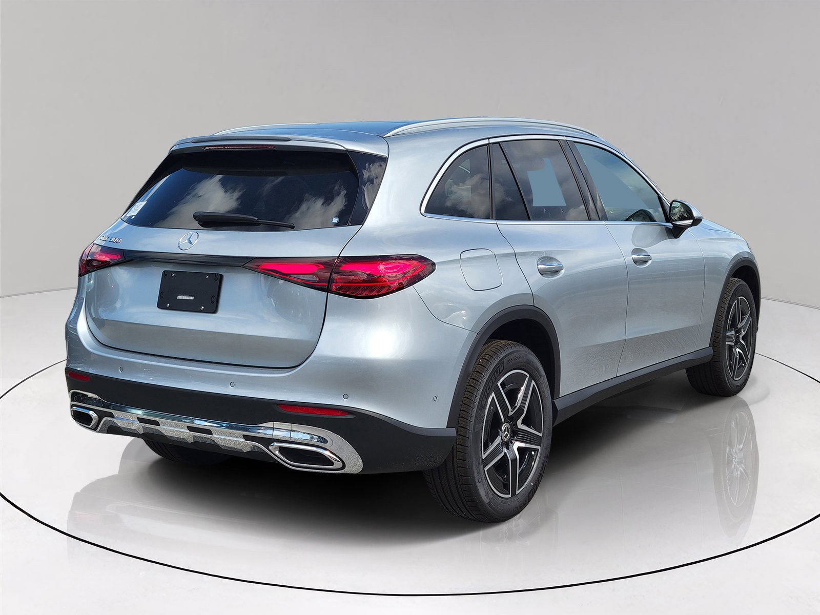 New 2026 Cirrus Silver Metallic Mercedes-Benz GLC 300 image 30