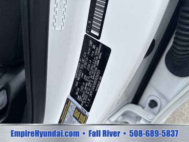 Used 2024 Snow White Pearl Kia LXS image 18