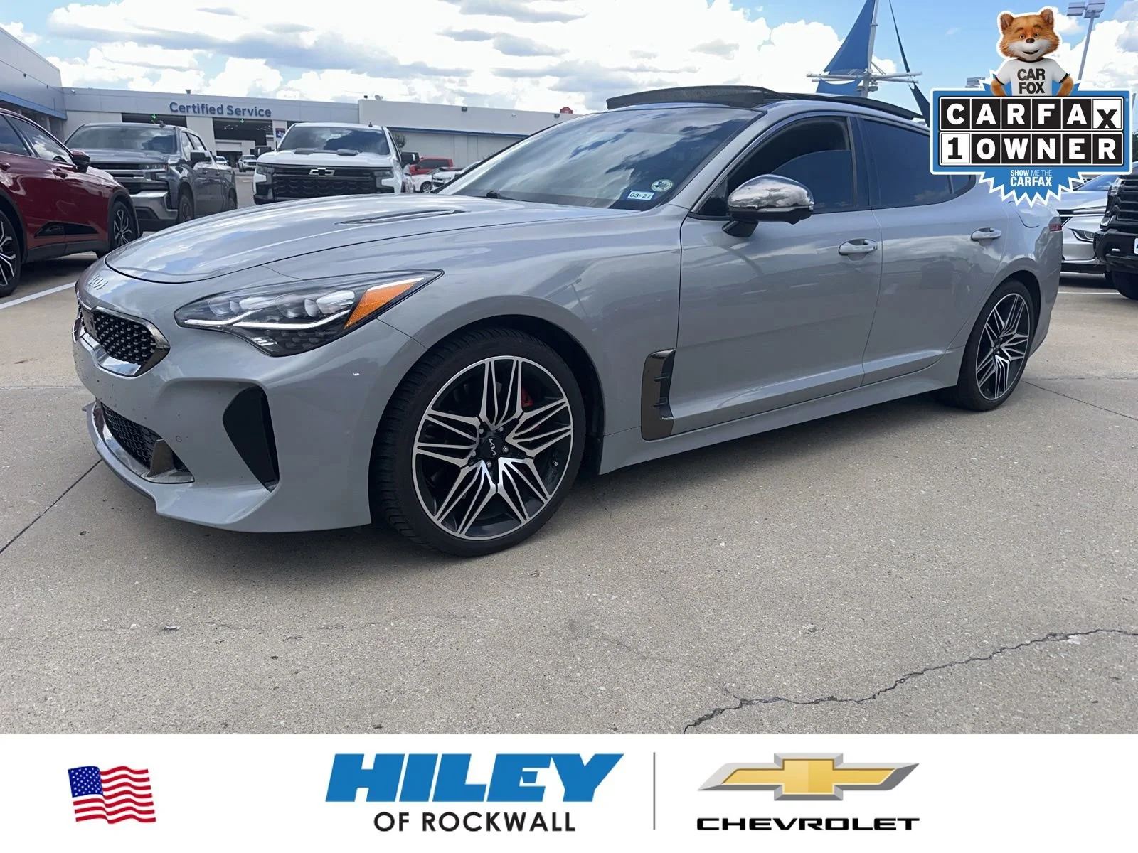 2023 Kia Stinger GT2's photo