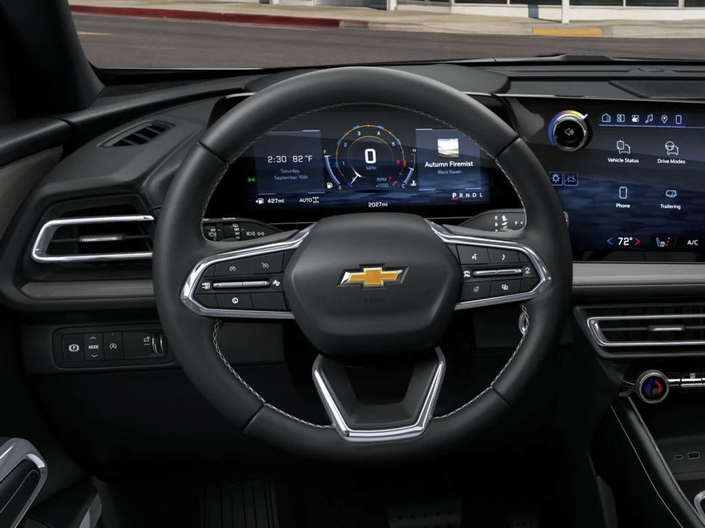New 2027 Mosaic Black Metallic Chevrolet LT image 5