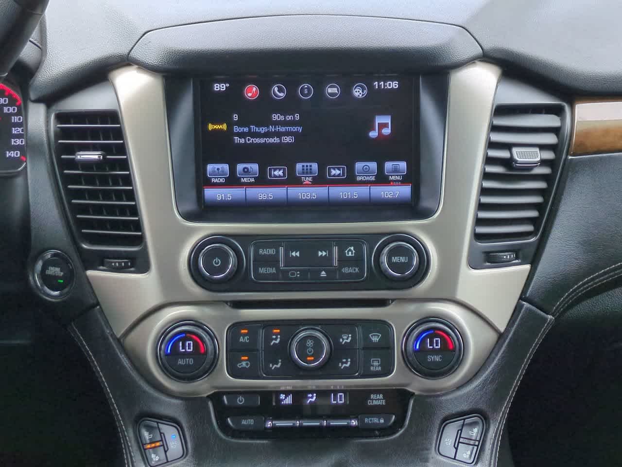 Used 2016 White Frost Tricoat GMC Denali image 18